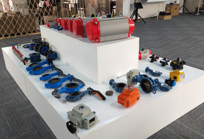 雷力產(chǎn)品展示區(qū)域